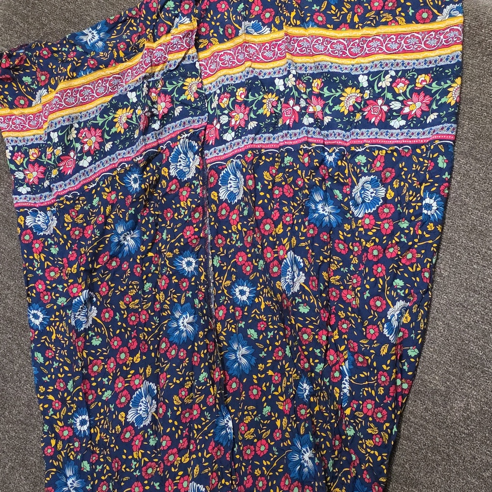 Elegant Blue Floral Maxi Dress - Picture 6 of 8